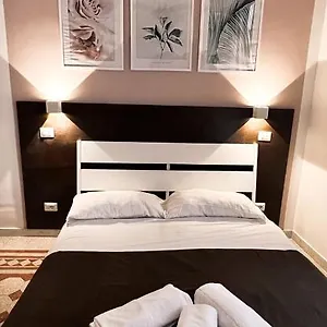 Konukevi Nova, Roma