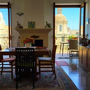 attico-barocco.lecce-hotels.com/