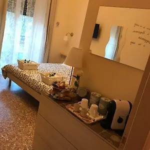 Da Giulia Couette-café