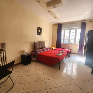 Konukevi La Famiglia, Roma